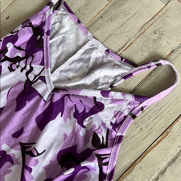 New 2XL Jumpsuit Sleeveless V Neck Razorback Purple - Picture 7 of 7